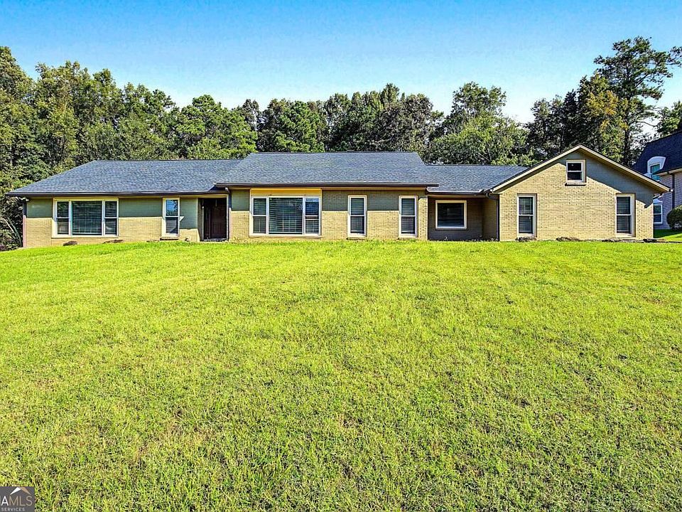 1st image of 875 Hickory Oak Holw