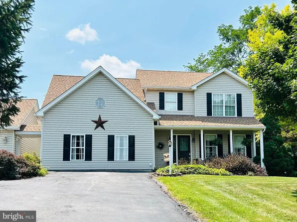 98 Bennett Shade Ln, Martinsburg, WV 25403