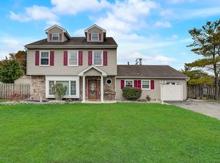 3 Rachael Ct, Howell, NJ 07731