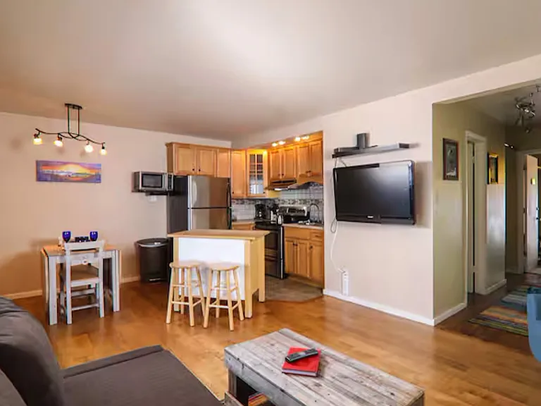 180 Evergreen Rd #E — Photo 3