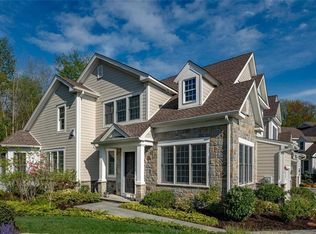 7 David Ln, Rye Brook, NY 10573