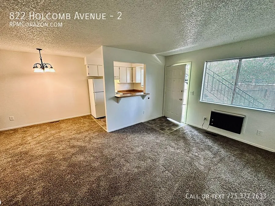 822 Holcomb Ave — Photo 3