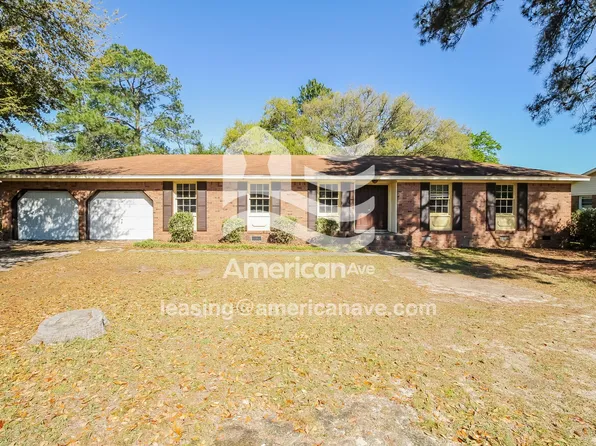 125 Elberta Dr, Lexington, SC 29073