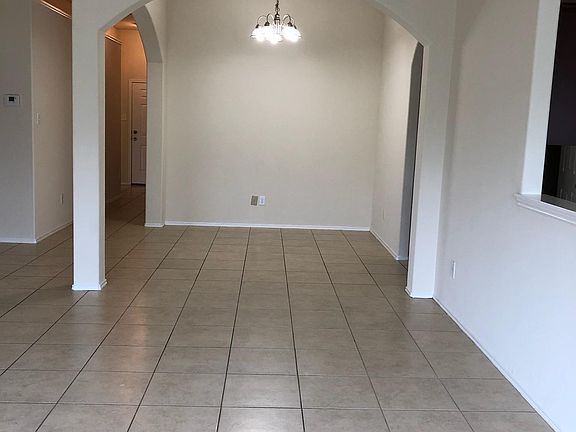 3rd image of 7202 Avon Park Ln