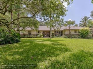 6901 E Cypresshead Dr, Parkland, FL 33067