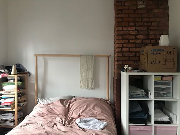 5th image of 198 Stockholm St APT 3R