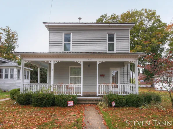 214 Orange St, Greenville, MI 48838