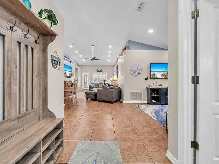 261 Sandy Cay Dr — Photo 3