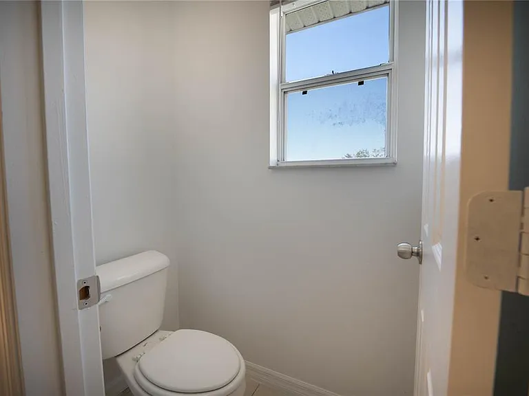 1241 S Beach Cir — Photo 13