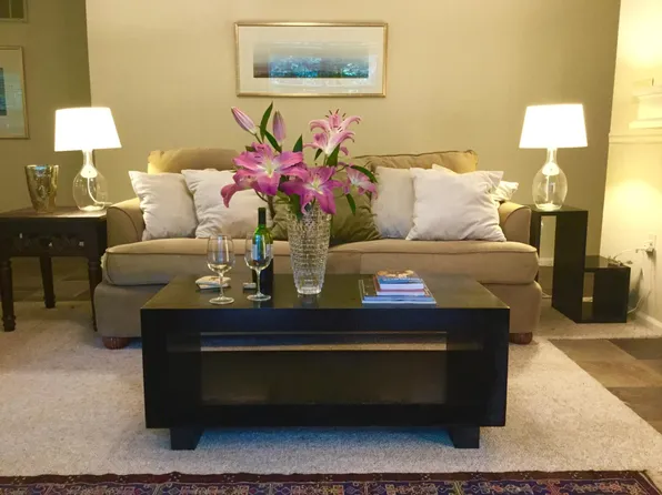 5013 Sharon Rd, Charlotte, NC