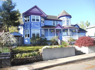 1004 Tiara St, Eugene, OR 97405