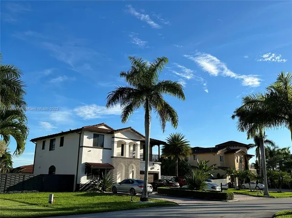 12862 SW 198th Ter, Miami, FL 33177
