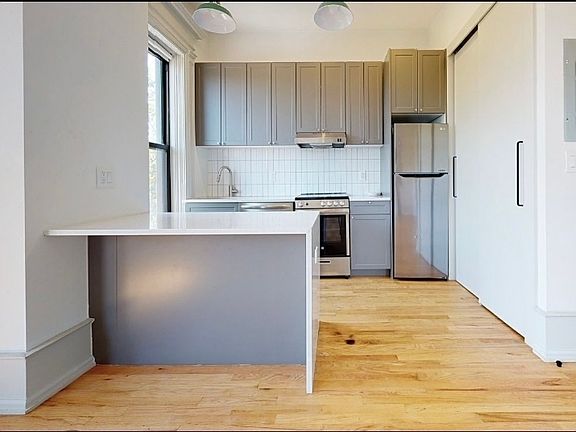 3rd image of 285 Mac Donough St #4K