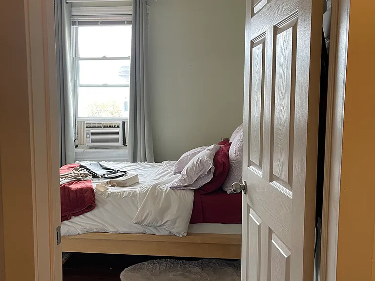 500 N 34th St #3 — Photo 10