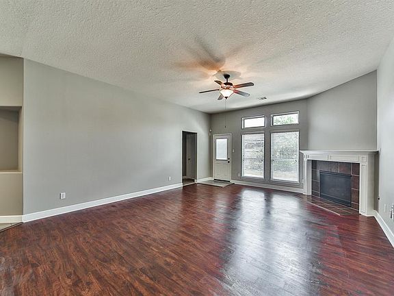 5th image of 17322 Admiral Oak Ct