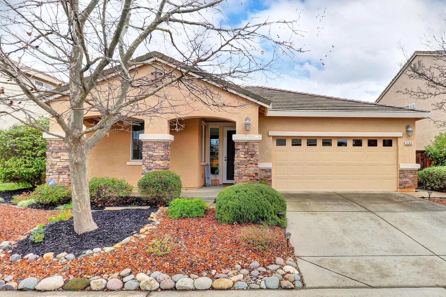 1293 Stoney Cross Ln photo 1
