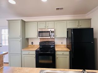 1136 Moss Grove Dr, Moncks Corner, SC 29461