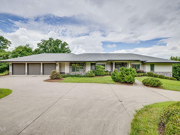 3rd image of 5855 Chestnut Ridge Rd
