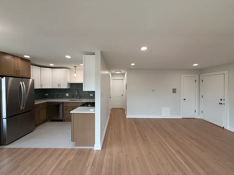 6972 W Belmont Ave #2S — Photo 9