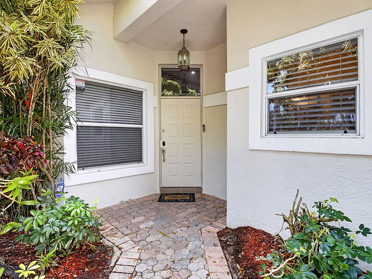 6694 NW 26th Way — Photo 6