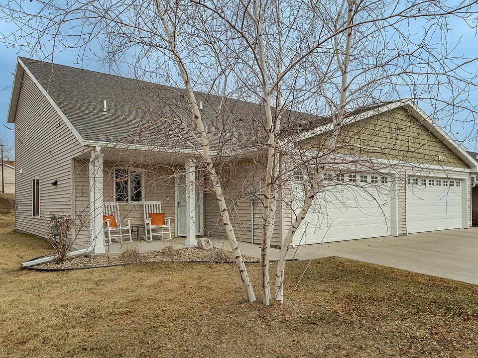 1st image of 1215 Sundance Ct NE