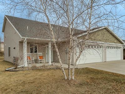 1215 Sundance Ct NE, Byron, MN, 55920