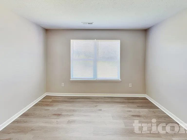 10713 Tedder Lake Dr — Photo 6