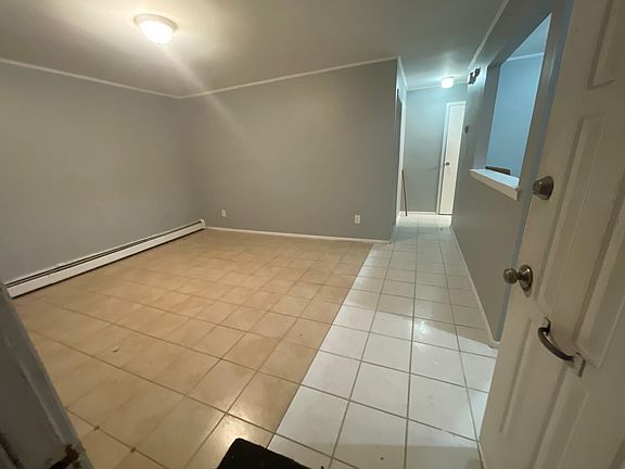 4th image of 244 Ada Dr Floor 1