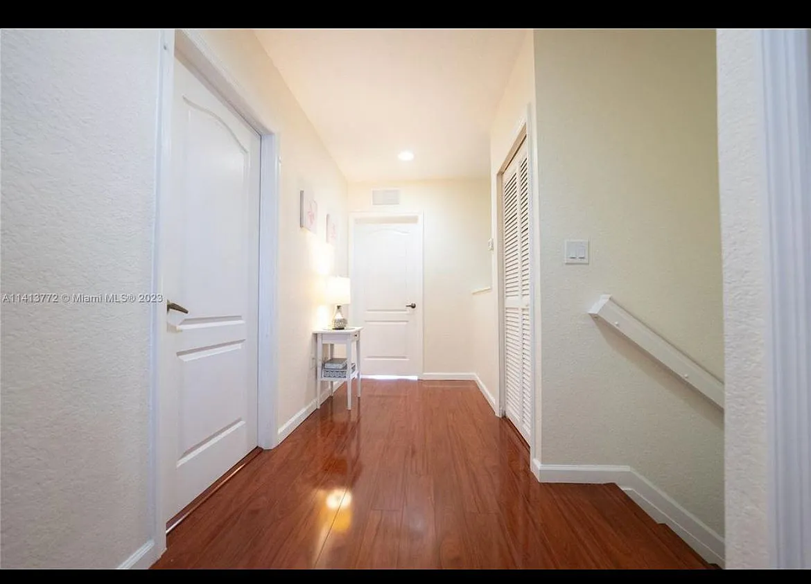 1 bed, $800 — Photo 3