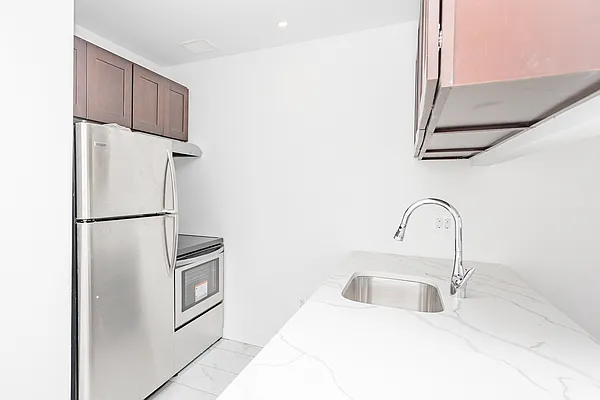 Rented by The InHouse Group | media 21