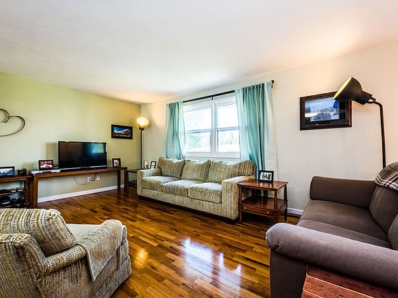 4th image of 1508 Fruitwood Dr