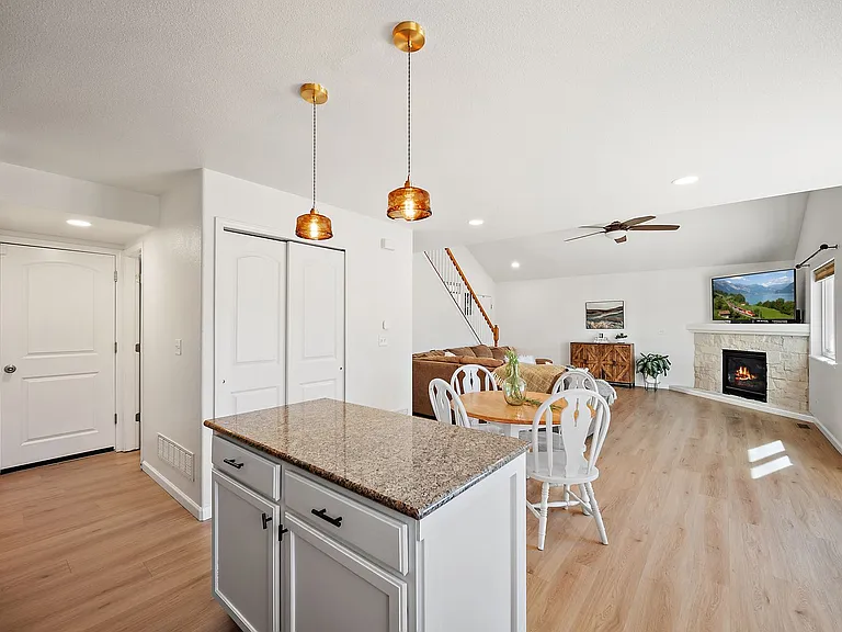 7323 Willowdale Dr — Photo 14