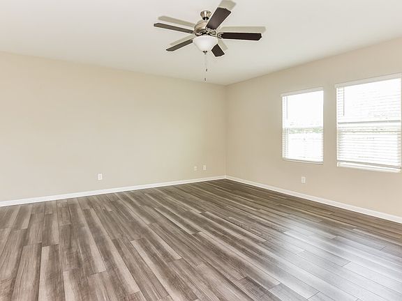 4th image of 3969 Kendrick Cir