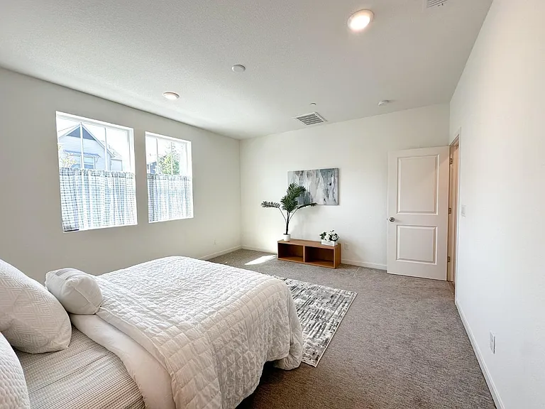 2957 Honey Opal Ave — Photo 13