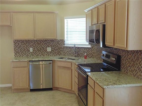 3rd image of 2020 Devin Ln