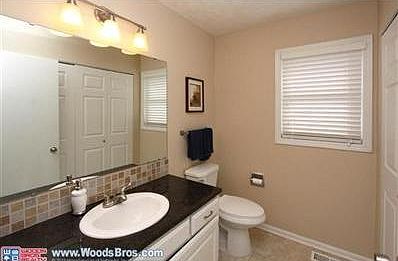 2nd image of 810 Danville Cir