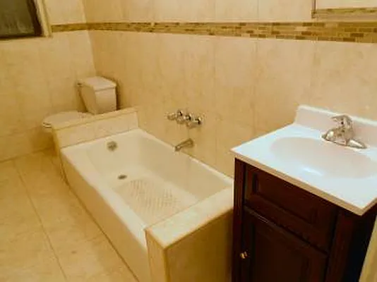 Rented by Bohemia Realty Group | media 23