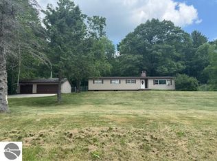 11881 E M 55 Hwy, Cadillac, MI 49601