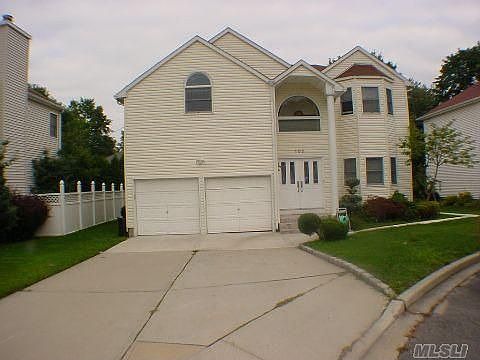 1st image of 103 Paolo Ct