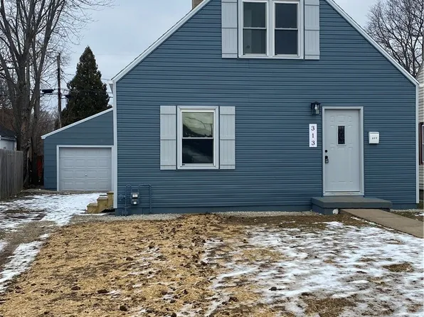 313 Archer Dr, Fairborn, OH 45324