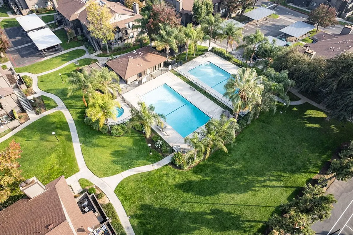 Building Photo - Ranchwood Condos