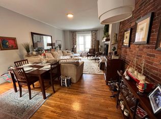 114 Newbury St #4T, Boston, MA 02116
