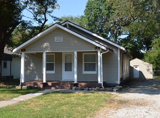 425 S Warren Ave, Springfield, MO 65806