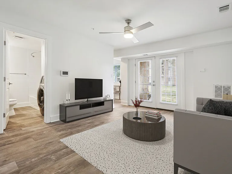 Tuscany Woods Apartments — Photo 35