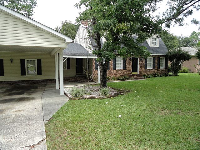 1st image of 114 Breckenridge Dr