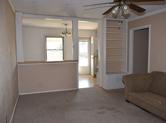 3rd image of 3704 Avondale Dr