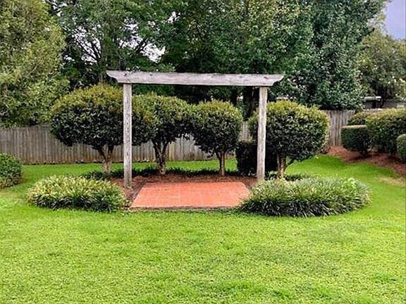3rd image of 6724 Post Oak Ln