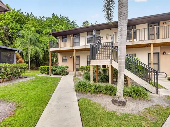 5300 Treetops Dr, Naples, FL