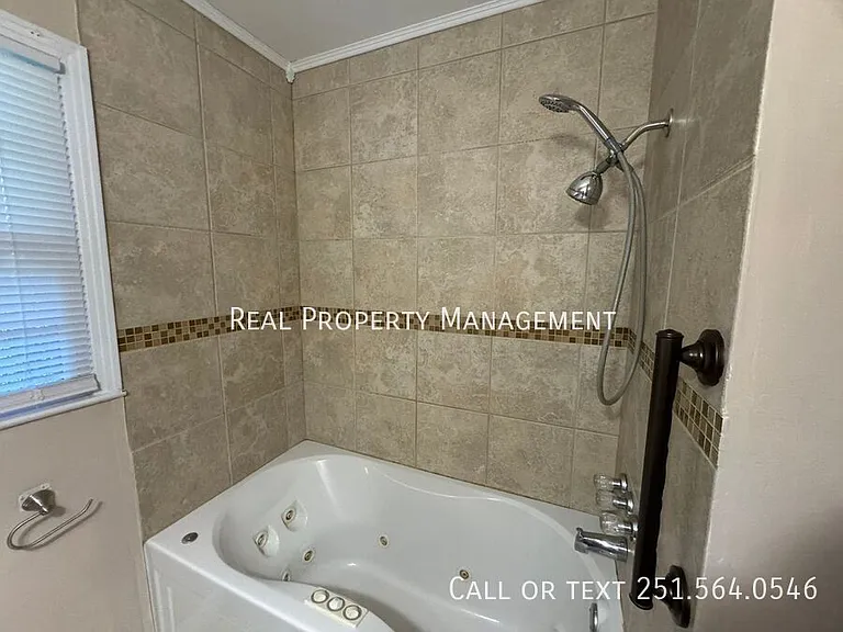 4440 Nicholl Dr — Photo 14