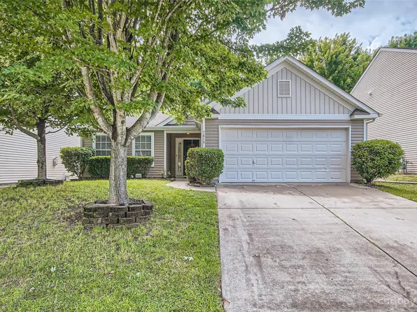 7819 Rabbits Foot Ln, Charlotte, NC 28217